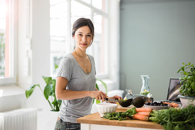 Blog-HabitHacksToLivingAHealthyLifestyleWithABusyCareer